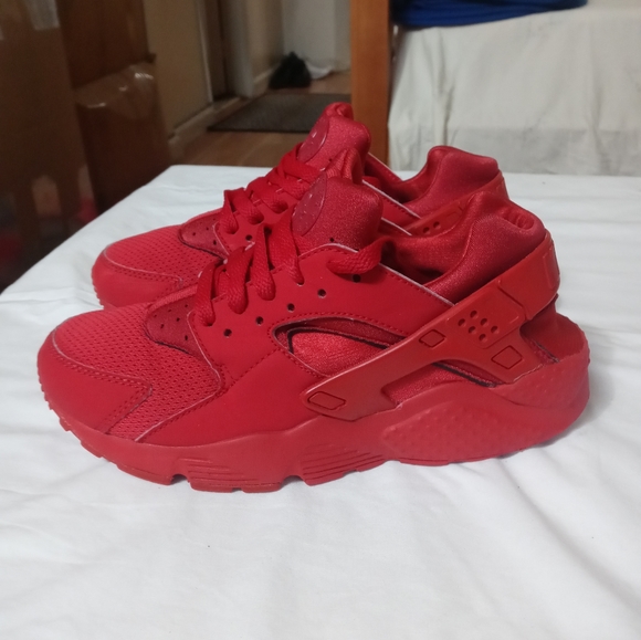 NIKE Air Huarache Run Running Sneakers from Finish Line size 5Y - Picture 3 of 10